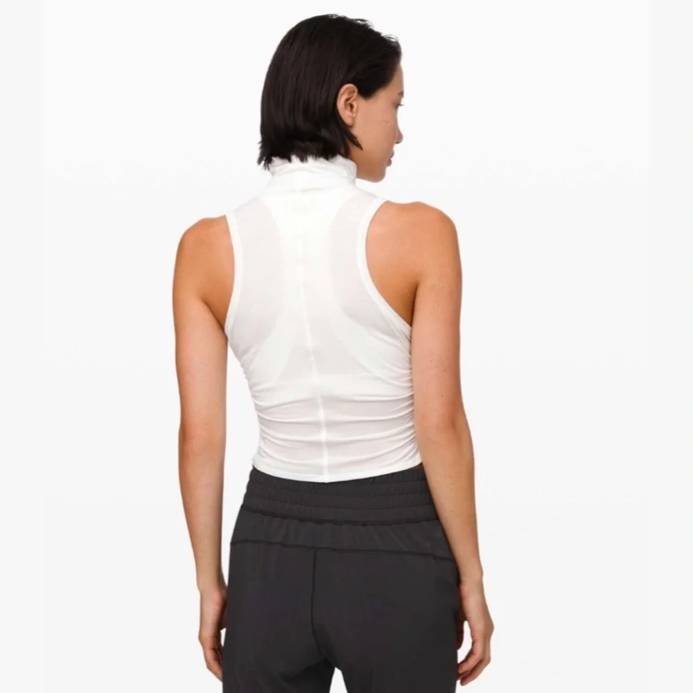 LULULEMON ATHLETICA See The Horizon Tank Turtleneck Rushed Sides Sheer Crop - Picture 5 of 7